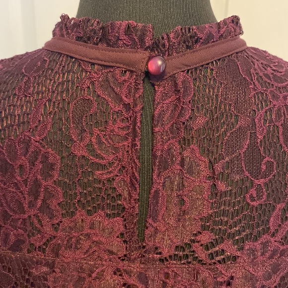 Fortune + Ivy Women’s Burgundy Lace Sleeveless Blouse Tank Top sz M NWT - Picture 6 of 7